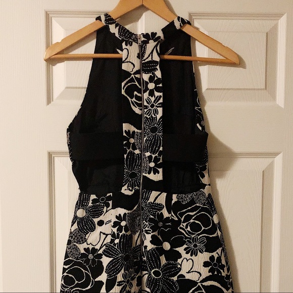 Zara Floral Patterned Dress with Cut-outs XS - Picture 5 of 5